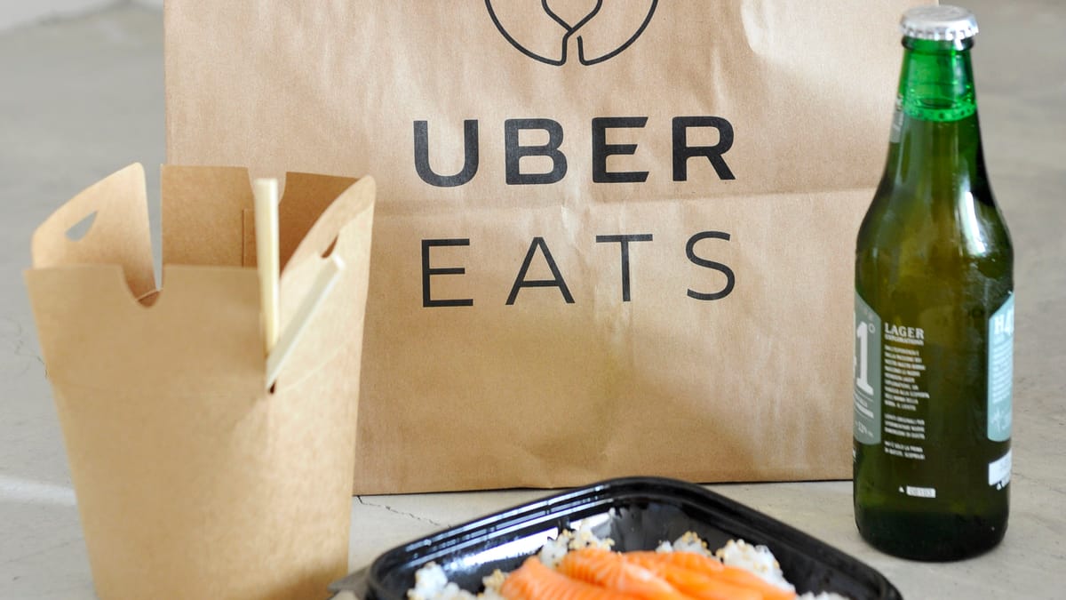 WM 2026: Düsseldorfer bestellen am meisten Alkohol bei Uber Eats